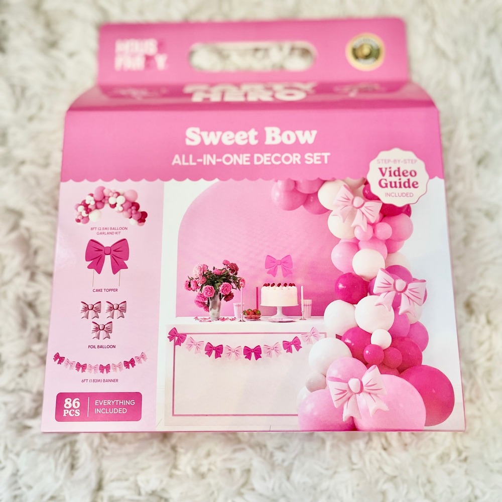 House of Party Sweet‎ Bow All-In-One Decor Set 86pc Pink Balloon Garland Banner